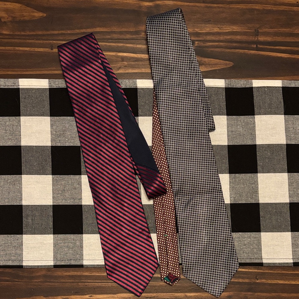 Tommy Hilfiger Striped and Checkered silk Ties Set
